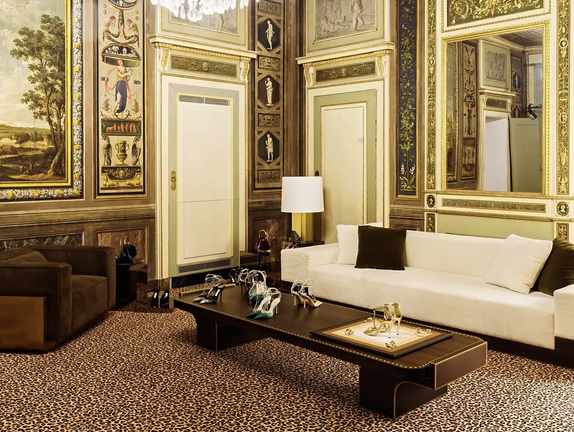 Jimmy Choo, SS 2024 Presentation, Five Rooms — 3
